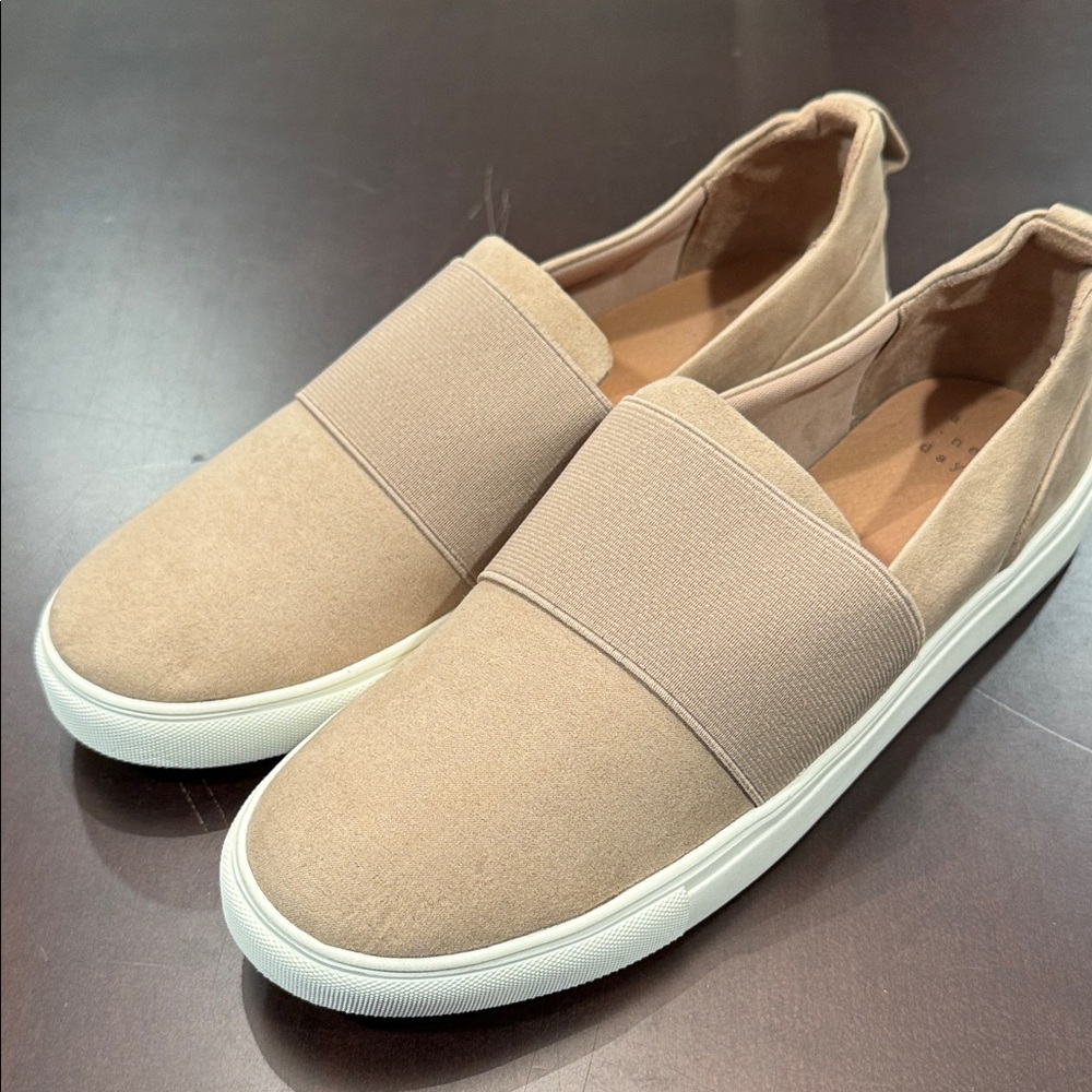 a new day Women's Beige Slip-On Loafers